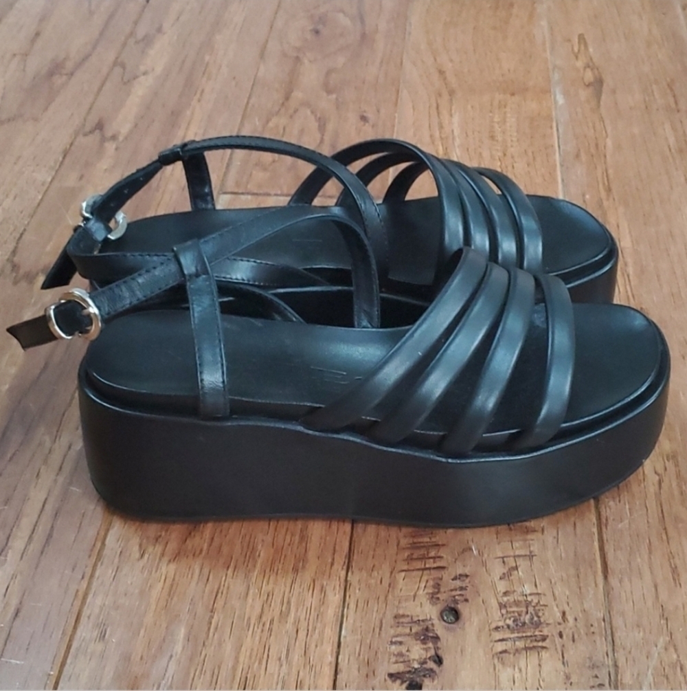 Marco Moreo Milano Gaby platform sandals